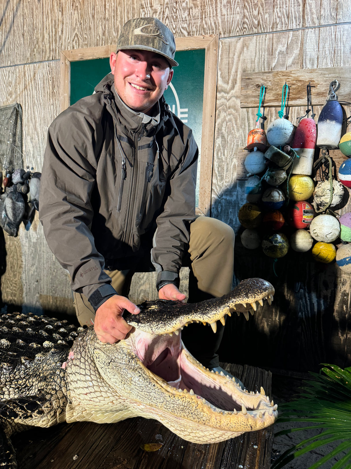 North Florida Gator Hunt: 6 hrs, Aug. thru Oct. [25% BOOKING DEPOSIT]