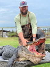 Load image into Gallery viewer, North Florida Gator Hunt: 6 hrs, Aug. thru Oct. [25% BOOKING DEPOSIT]