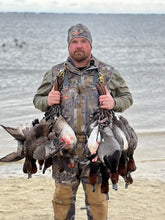 Load image into Gallery viewer, North Florida Duck Hunt (FULL Day Hunt: November - January)